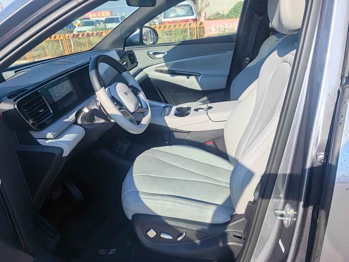 BYD Sea Lion 06 Hybrid/EV, 2025 — фото 3 из 9
