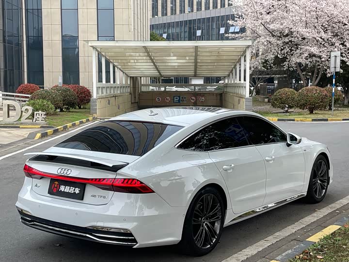 Audi A7, 2023 — фото 6 из 9