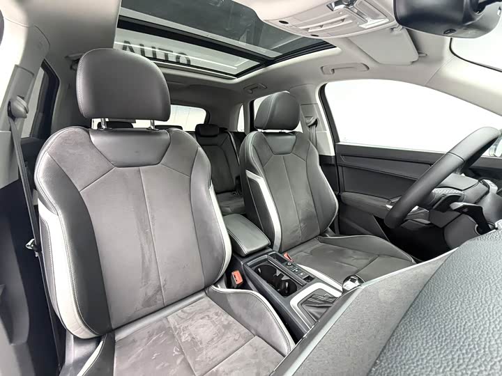 Audi Q3, 2022 — фото 9 из 9