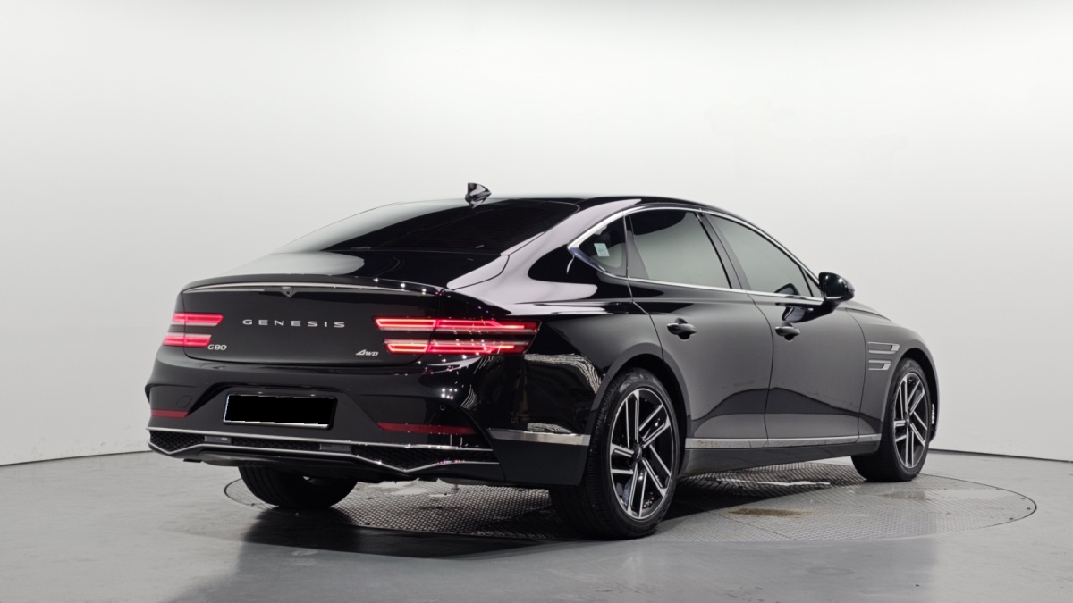 Genesis G80, 2024 — фото 2 из 12
