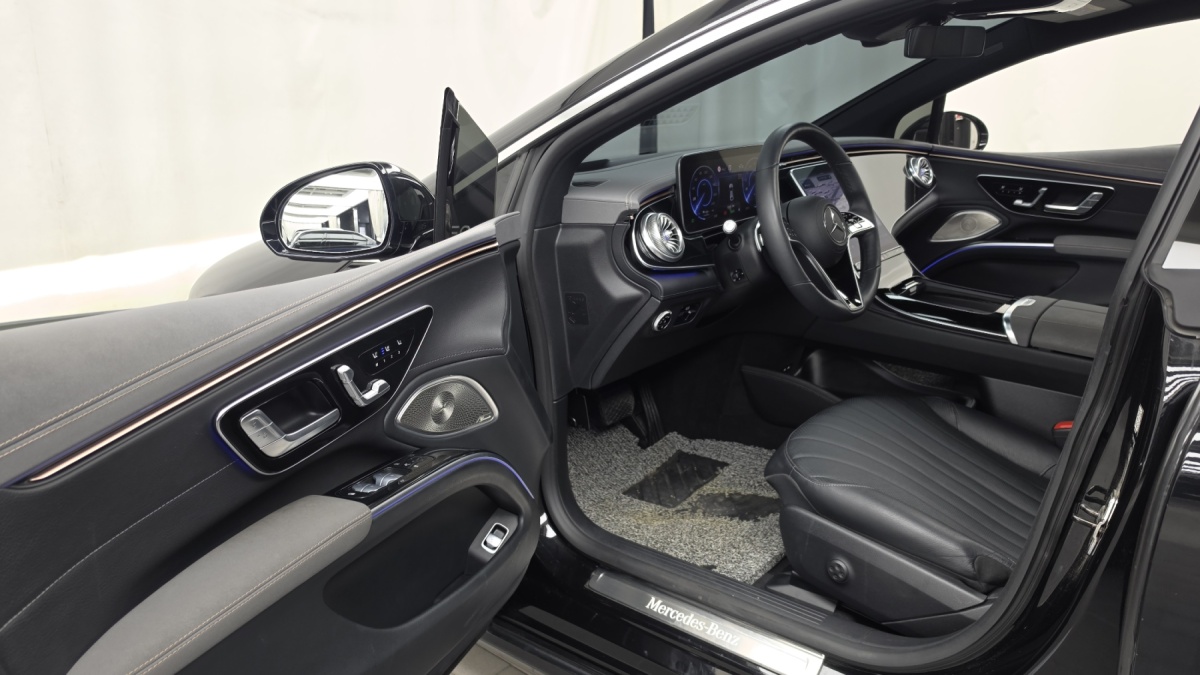 Mercedes-Benz EQS, 2022 — фото 10 из 12