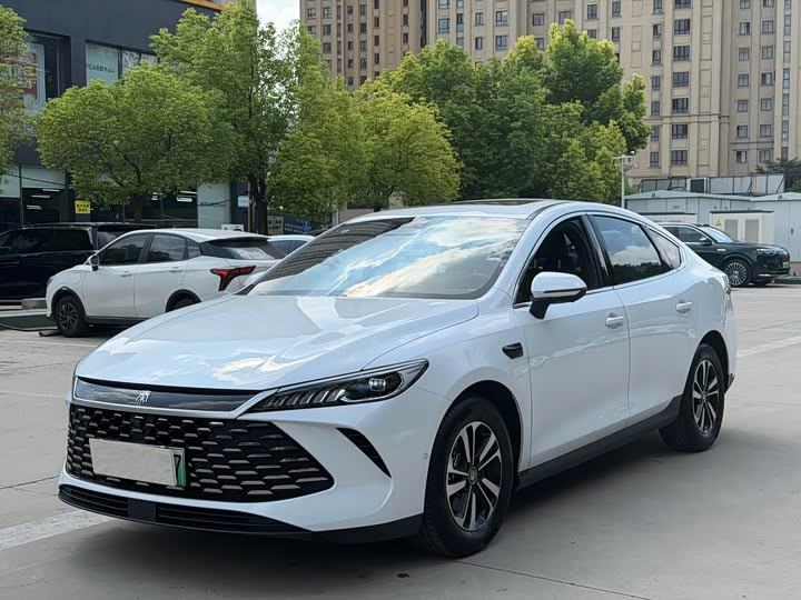 BYD Qin Plus, 2025 — купить в Санкт-Петербурге под ключ