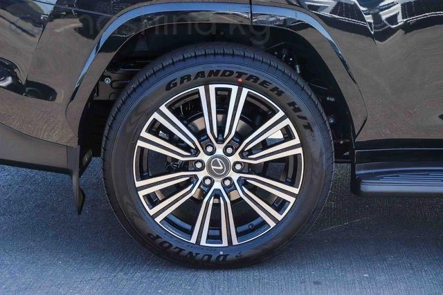 Lexus LX, 2023 — фото 7 из 12