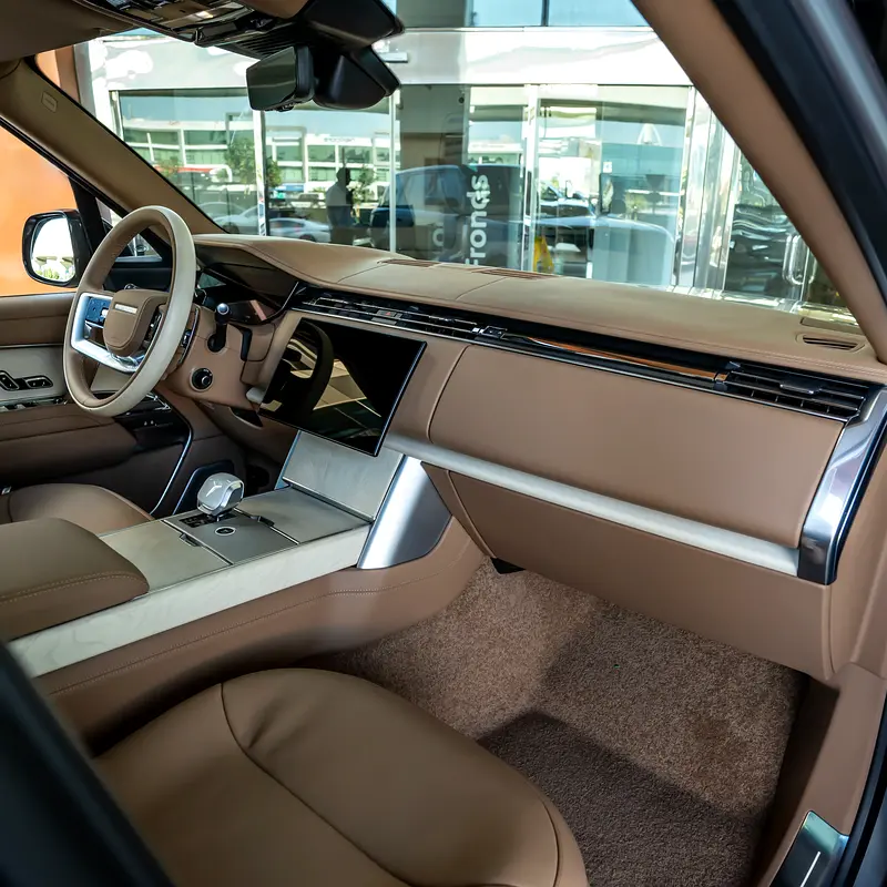 Land Rover Range Rover, 2026 — фото 7 из 10