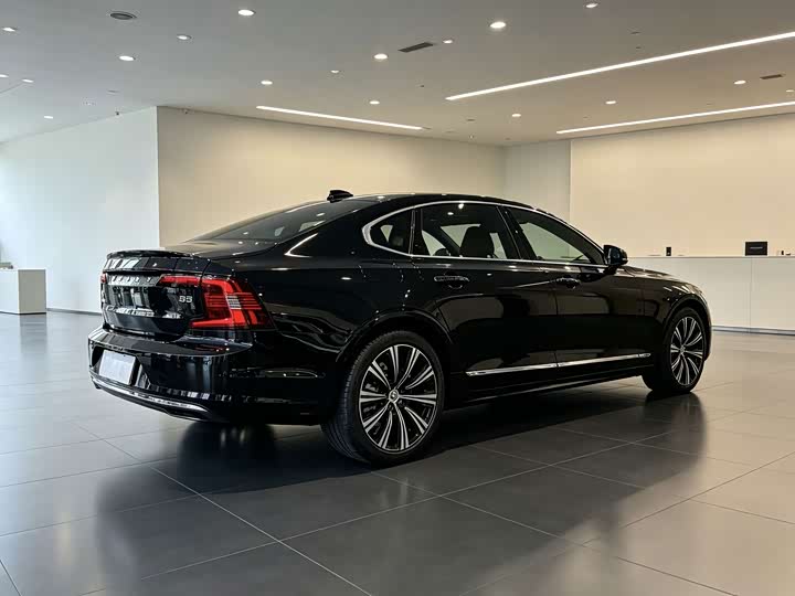 Volvo S90, 2024 — фото 5 из 9