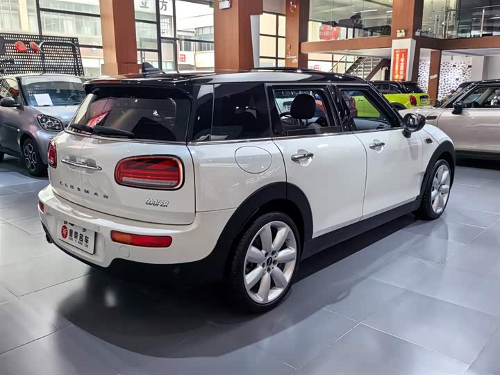 Mini Clubman, 2024 — фото 5 из 9