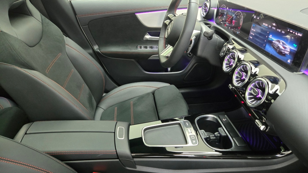Mercedes-Benz CLA-Class, 2025 — фото 9 из 12