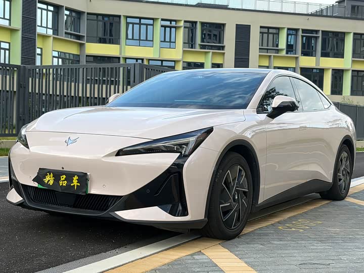 BAIC Arcfox Alpha S5, 2025 — купить в Пензе под ключ