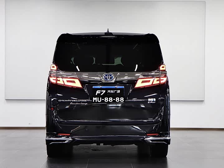 Toyota Vellfire, 2021 — фото 5 из 9