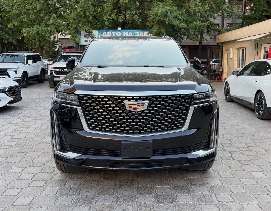 Cadillac Escalade, 2022 — фото 2 из 11
