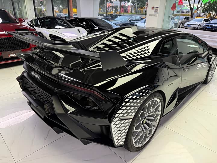 Lamborghini Huracán, 2022 — фото 4 из 7