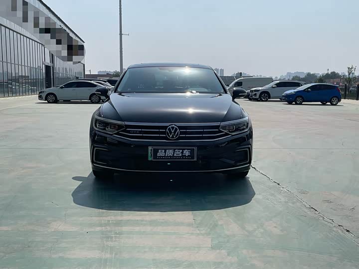 Volkswagen Magotan GTE Hybrid, 2022 — фото 2 из 9