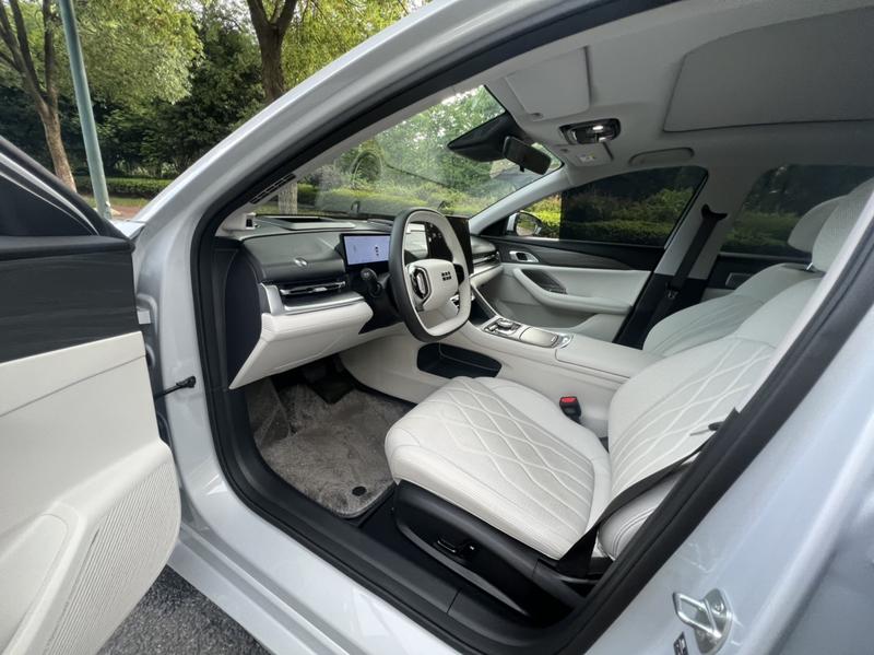 Geely Galaxy A7, 2025 — фото 8 из 10