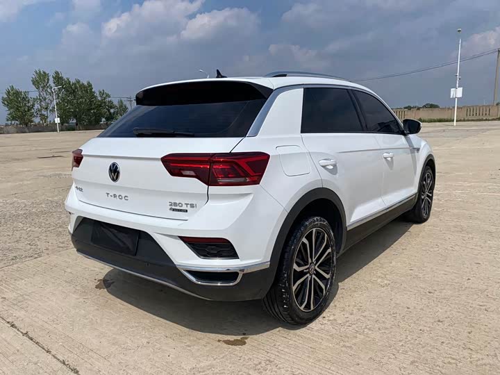 Volkswagen T-Roc, 2022 — фото 4 из 9