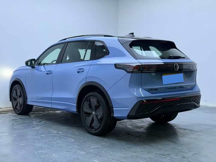 Volkswagen Tiguan L Pro, 2024 — фото 5 из 9