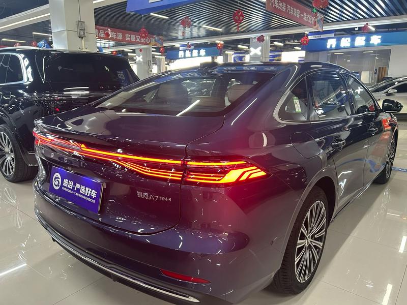 Geely Galaxy A7, 2025 — фото 6 из 12