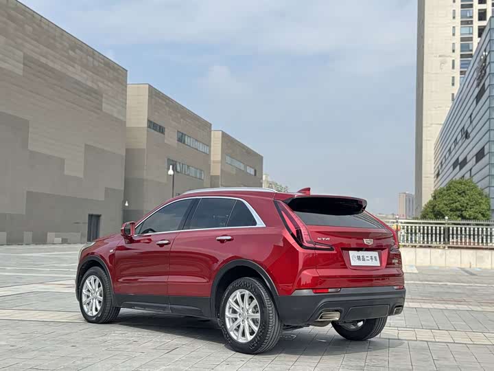 Cadillac XT4, 2022 — фото 7 из 9