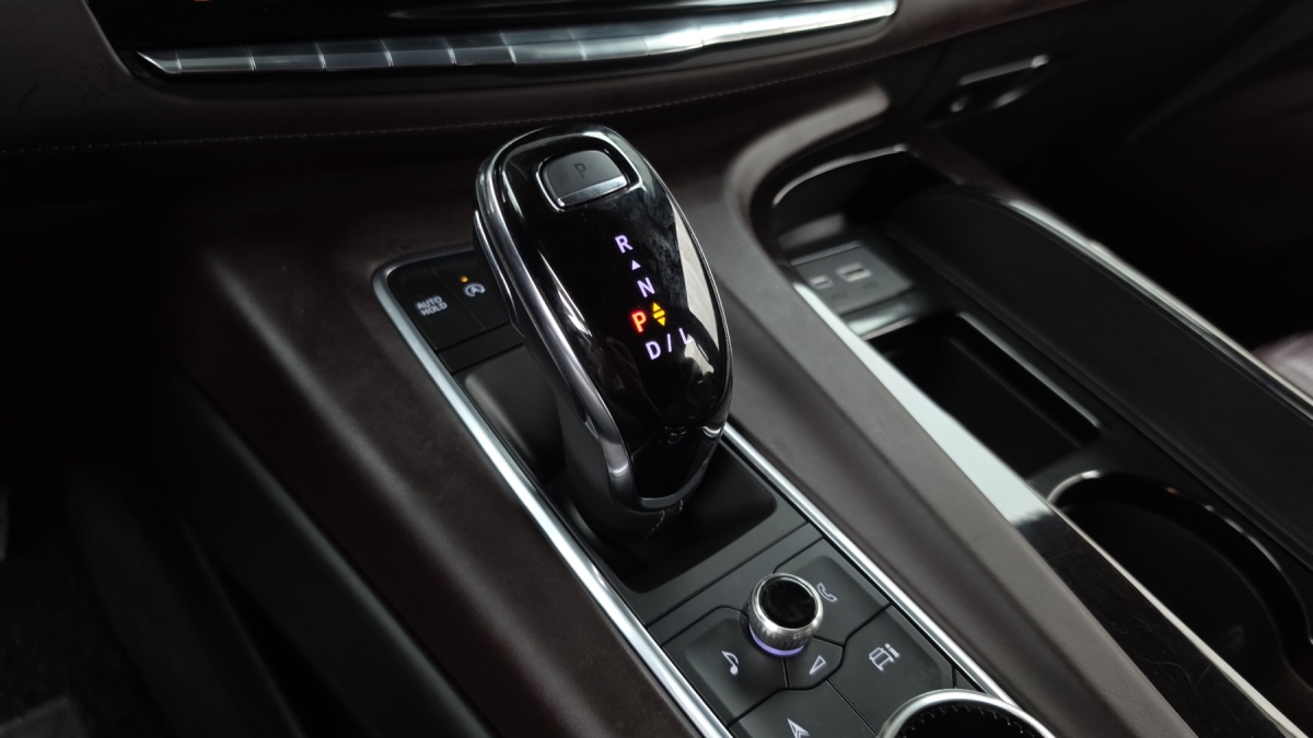 Cadillac Escalade, 2022 — фото 9 из 12