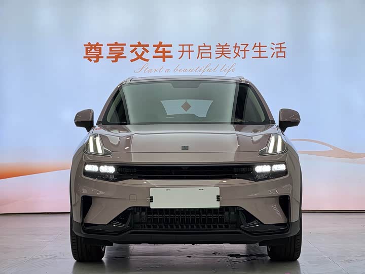 Lynk & Co 06 EM-P Hybrid, 2023 — фото 2 из 9