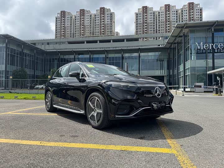 Mercedes-Benz EQS SUV, 2026 — фото 4 из 9
