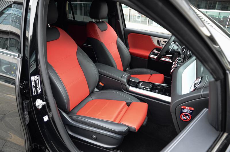Mercedes-Benz GLA-Class AMG, 2022 — фото 12 из 12
