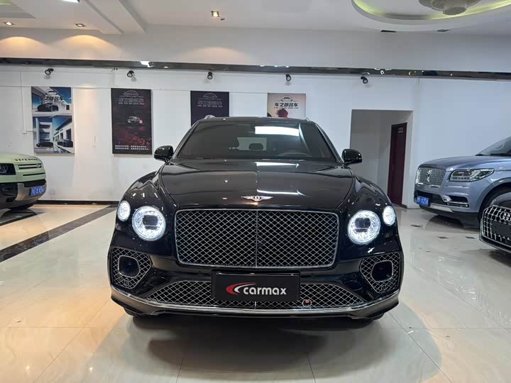 Bentley Bentayga, 2022 — фото 2 из 9
