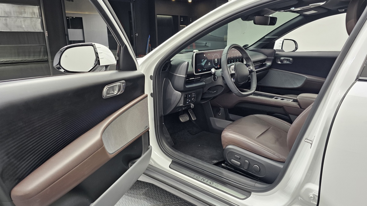 Hyundai Ioniq 6, 2022 — фото 10 из 12