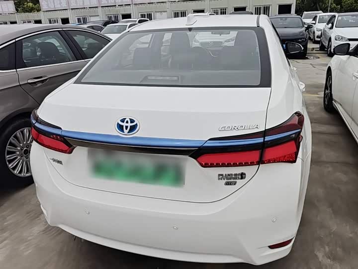 Toyota Corolla Hybrid, 2022 — фото 6 из 9