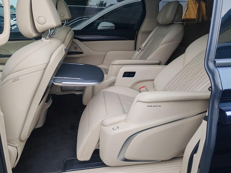 Buick GL8 ES, 2023 — фото 7 из 10