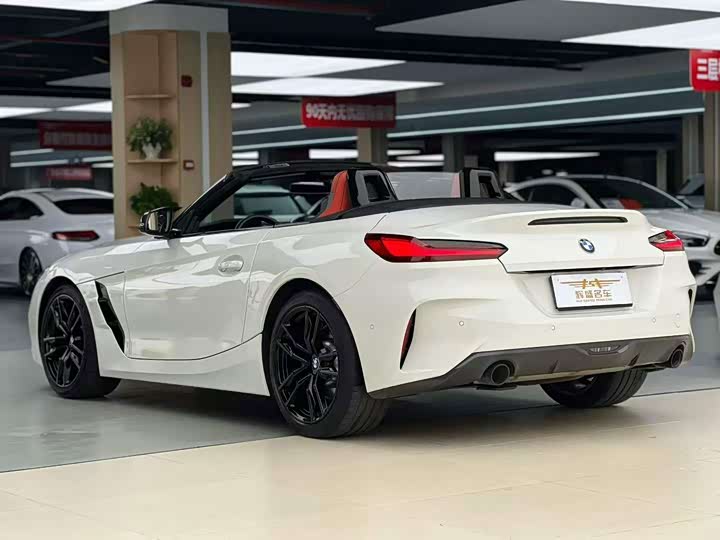 BMW Z4, 2022 — фото 8 из 9