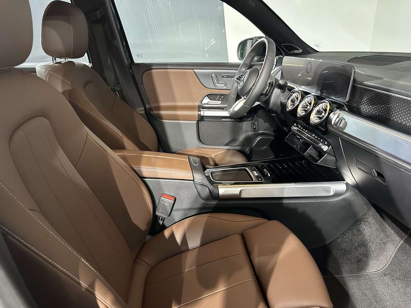 Mercedes-Benz EQB, 2024 — фото 11 из 12
