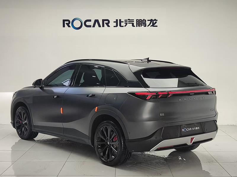 BAIC Arcfox Alpha T5, 2023 — фото 5 из 12
