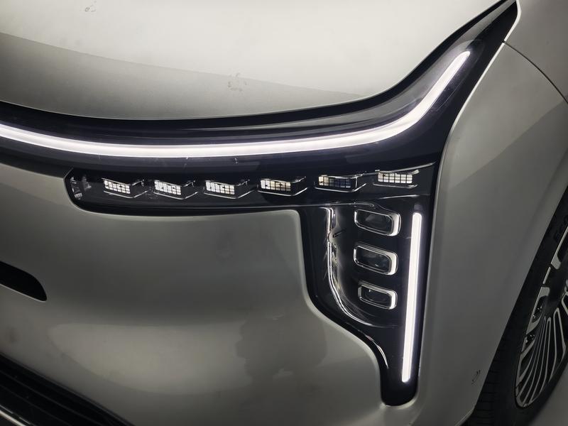 IM motors LS8, 2025 — фото 9 из 12