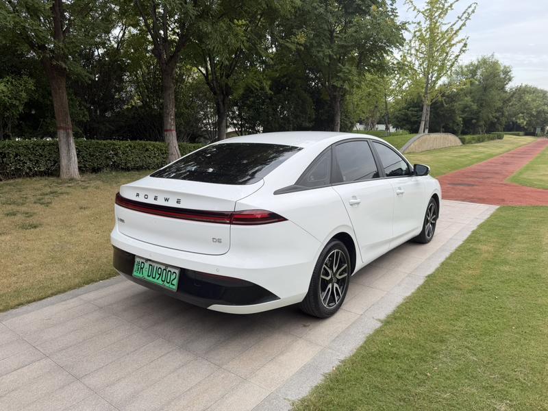 Roewe D6, 2025 — фото 6 из 12