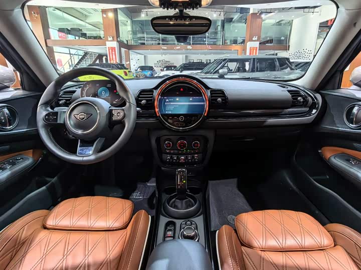 Mini Clubman, 2021 — фото 7 из 9