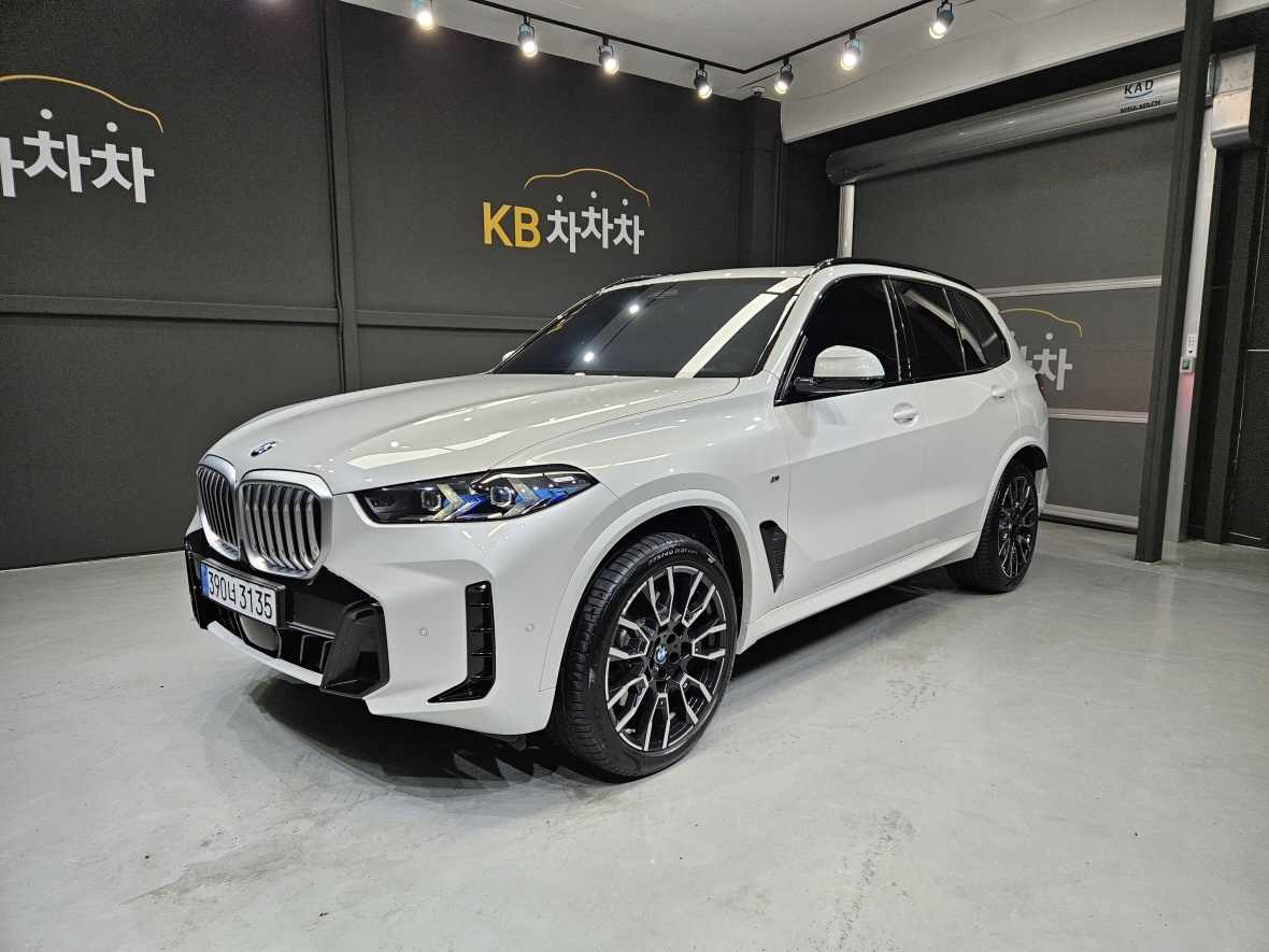 BMW X5, 2025 — купить в Брянске под ключ