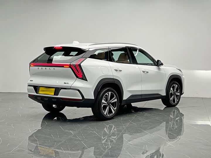 Geely Atlas L, 2026 — фото 6 из 9