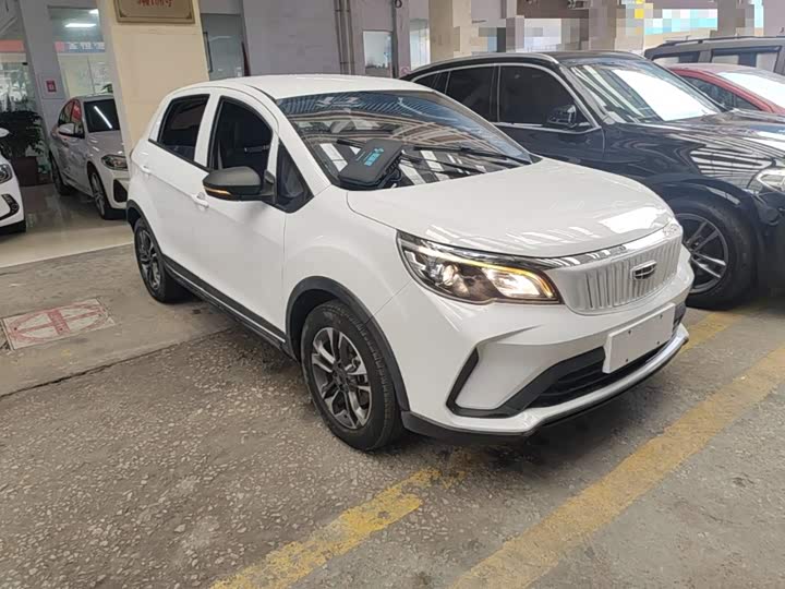 Geely Geometry EX3, 2022 — фото 4 из 9