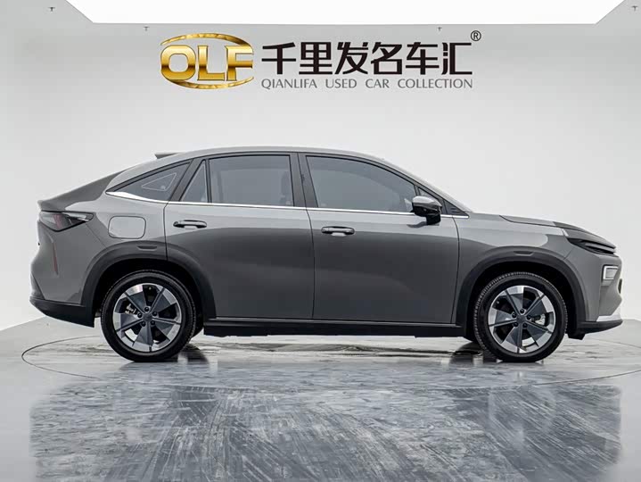 Geely Atlas REV, 2026 — фото 7 из 9