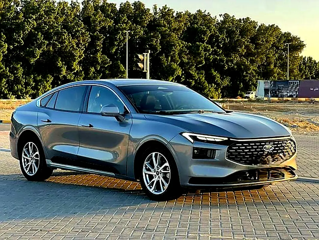 Ford Taurus, 2024 — фото 2 из 10