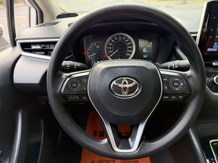 Toyota Corolla, 2023 — фото 7 из 9