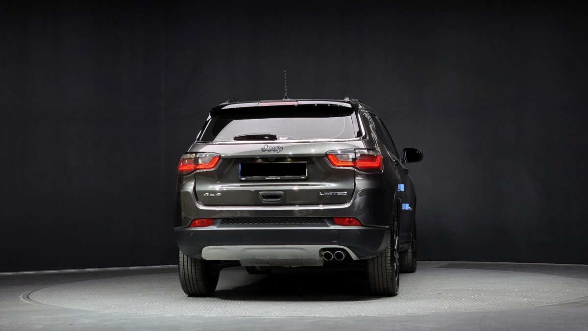 Jeep Compass, 2022 — фото 4 из 12