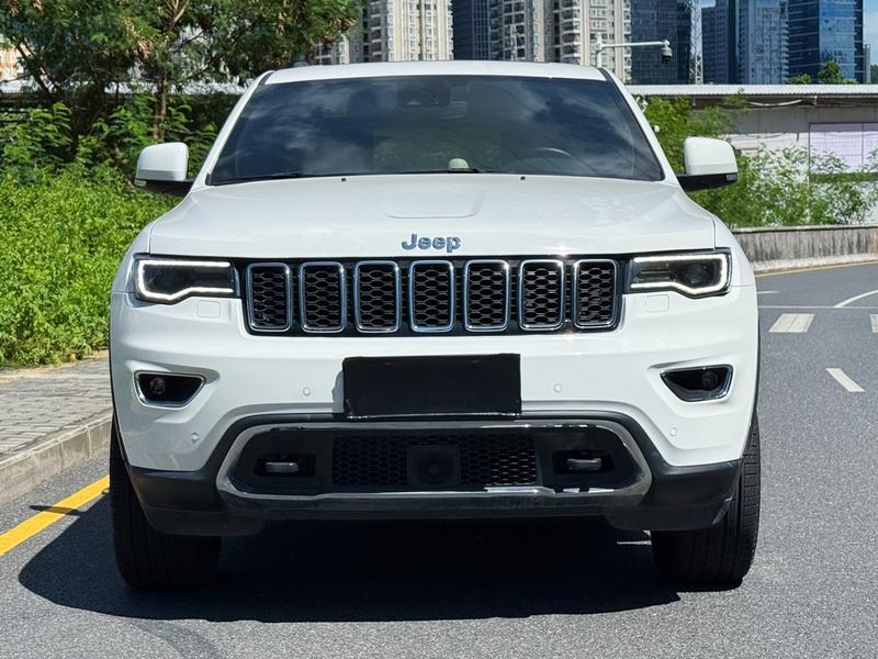 Jeep Grand Cherokee, 2022 — фото 2 из 12