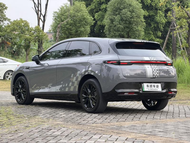 Leapmotor Lafa5, 2025 — фото 5 из 12