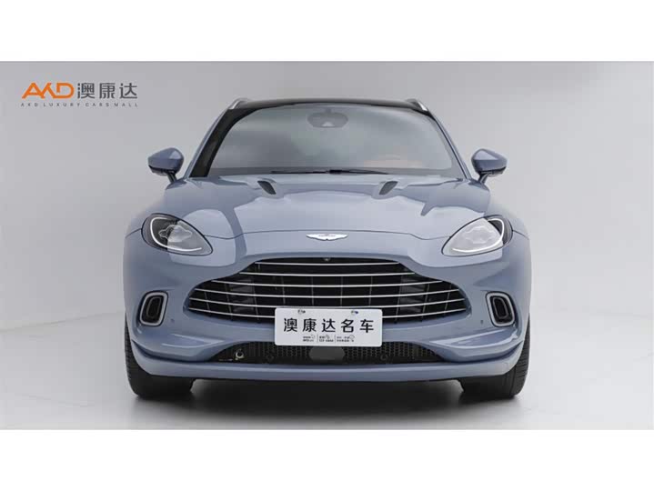 Aston Martin DBX, 2022 — фото 2 из 9