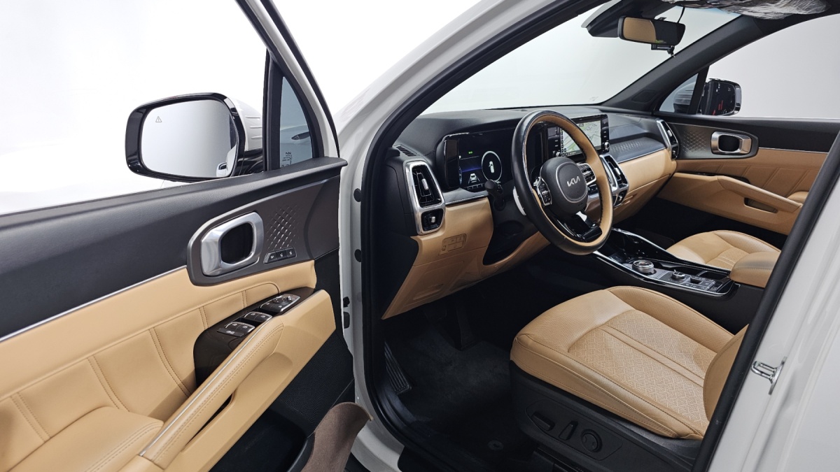 Kia Sorento, 2022 — фото 9 из 12