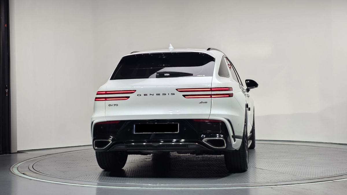 Genesis GV70, 2024 — фото 4 из 12
