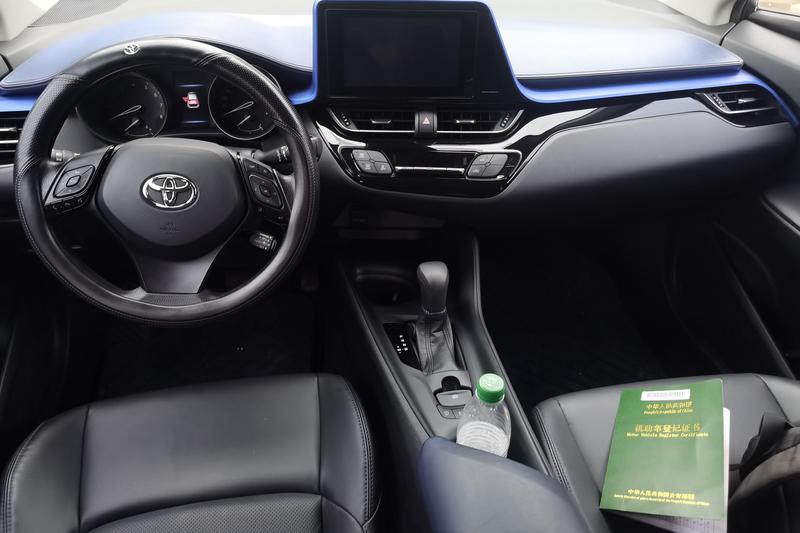 Toyota C-HR, 2022 — фото 9 из 12