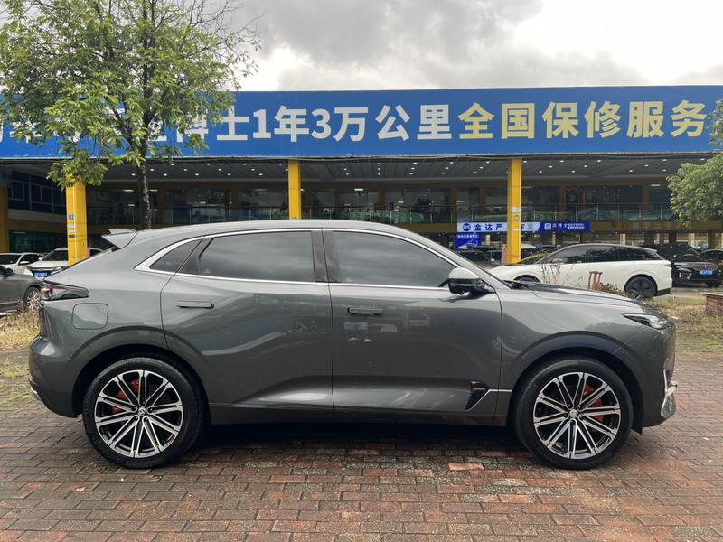 Changan UNI-K Hybrid, 2022 — фото 7 из 12