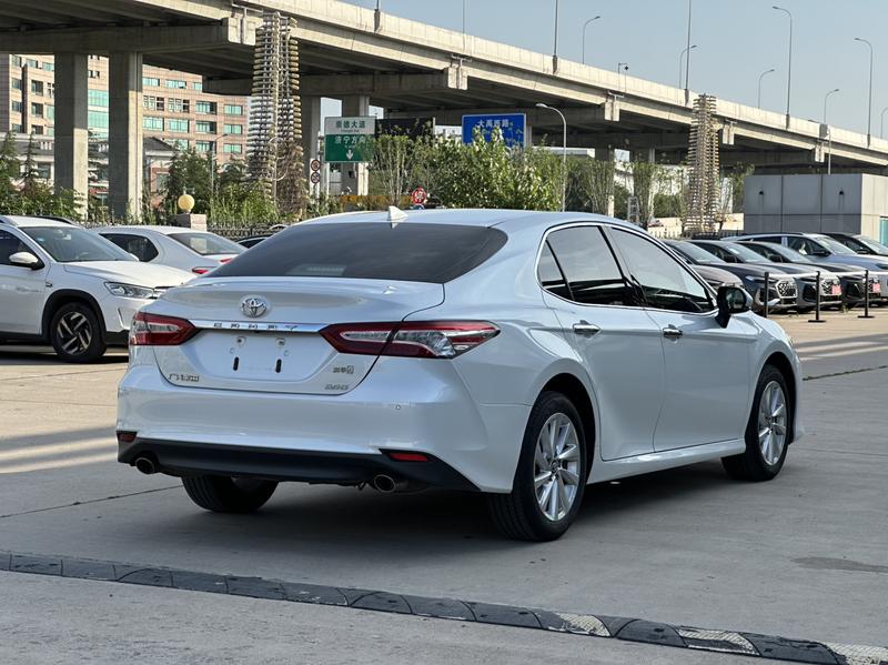 Toyota Camry, 2021 — фото 5 из 12